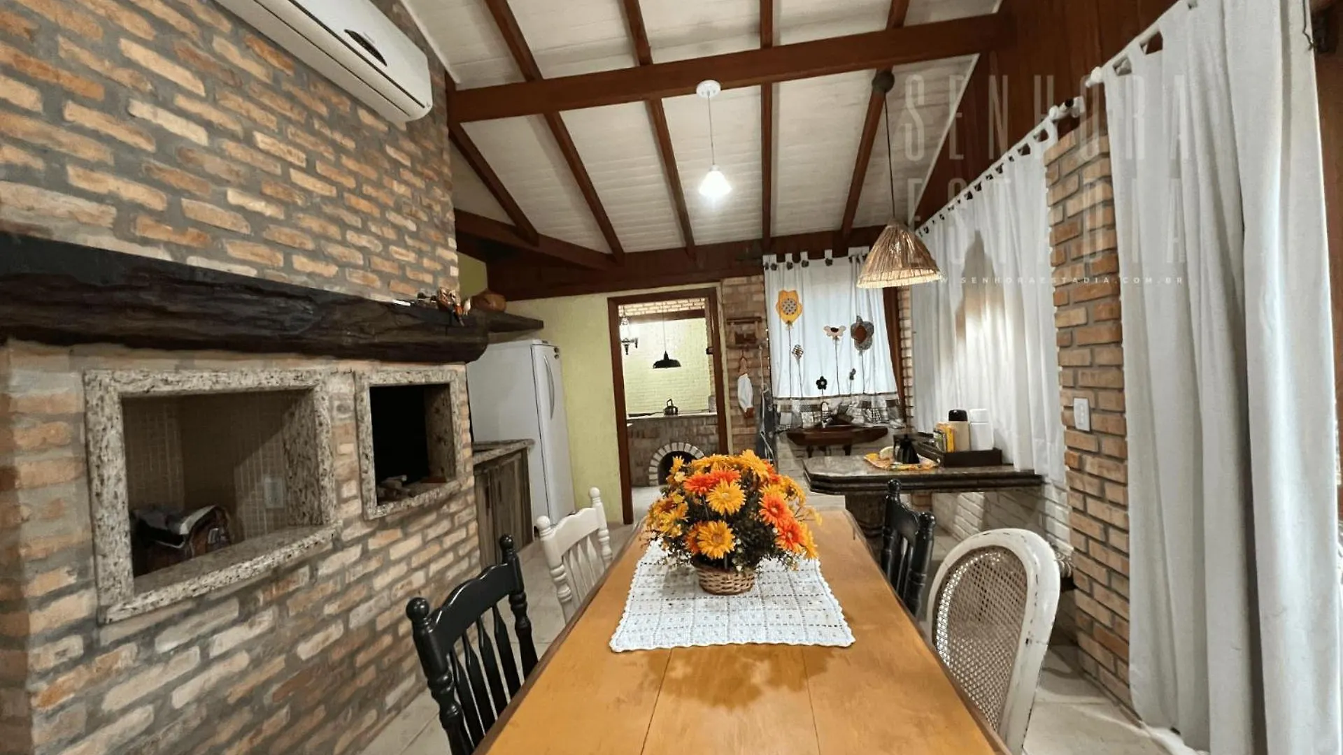 Ferienhaus Casa Merlot Com Lareira Quadra E Vista Para Lago Rancho Queimado Brasilien