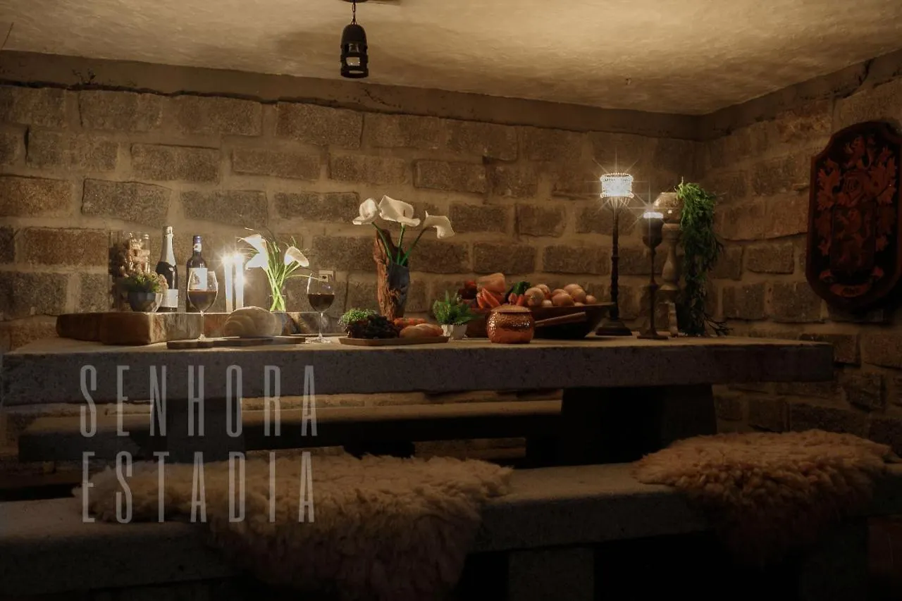 Casa Merlot Com Lareira Quadra E Vista Para Lago Раншу-Кеймаду 0*,  Бразилия